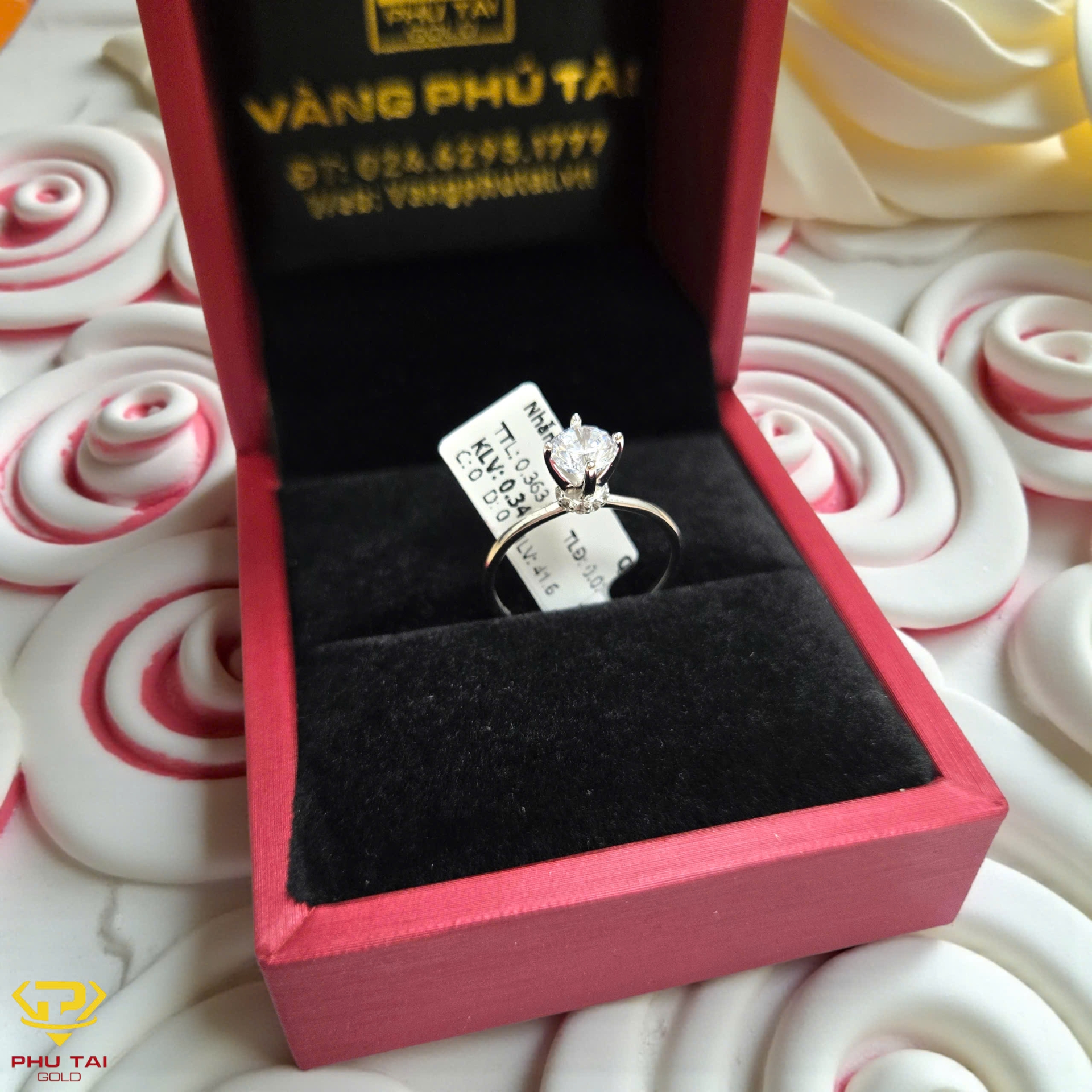 Nhẫn nữ vàng trắng (mã NNVT 22912)